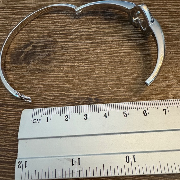 925 Sterling Silver Bangle Bracelet - Heart Clasp with Diamond Chips -Size M - Picture 9 of 11